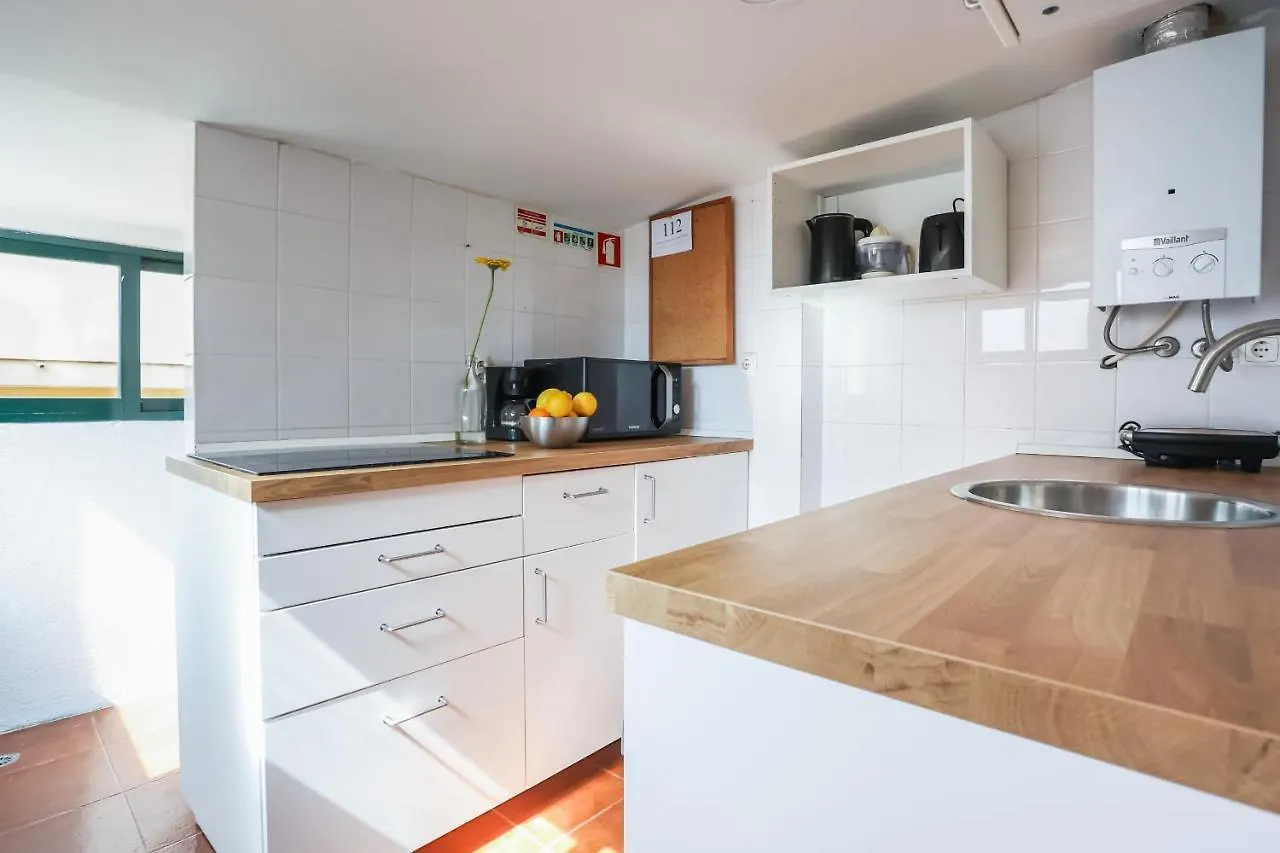 Cozy 3 Bedroom Apt In Lively Bairro Alto Lisboa 0*,